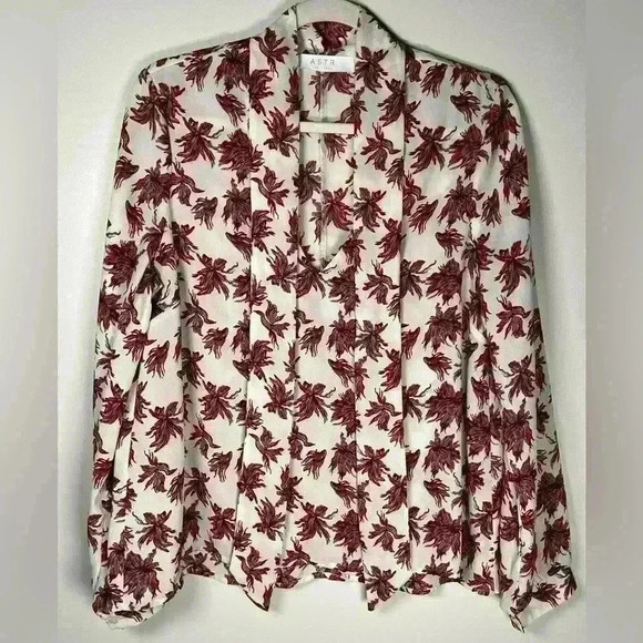 ASTR The Label Long Sleeve Bow Neck Lightweight Sheer Floral Blouse Size Medium - Picture 7 of 10